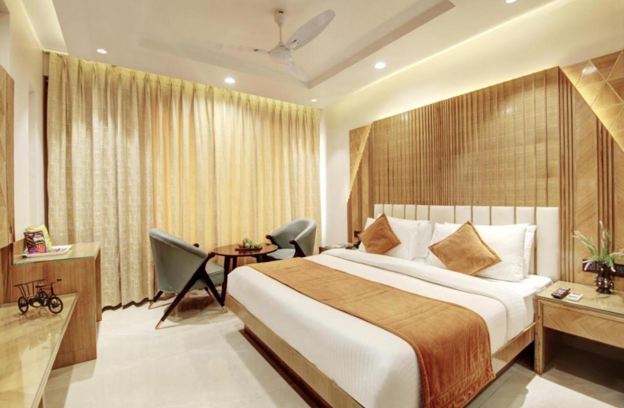 Hotel Platinum With Free Pickup-Delhi Airport New Delhi Exterior photo