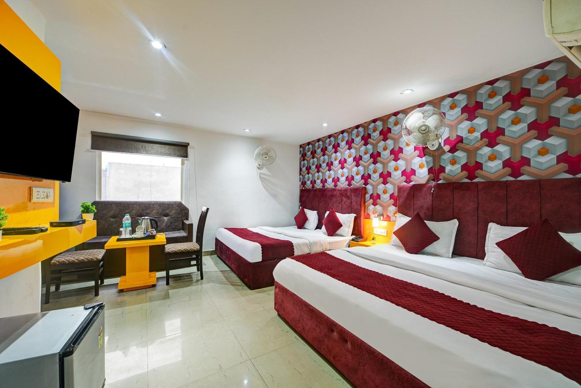 Hotel Platinum With Free Pickup-Delhi Airport New Delhi Exterior photo
